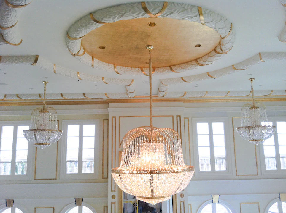 las vegas gold leaf ceiling